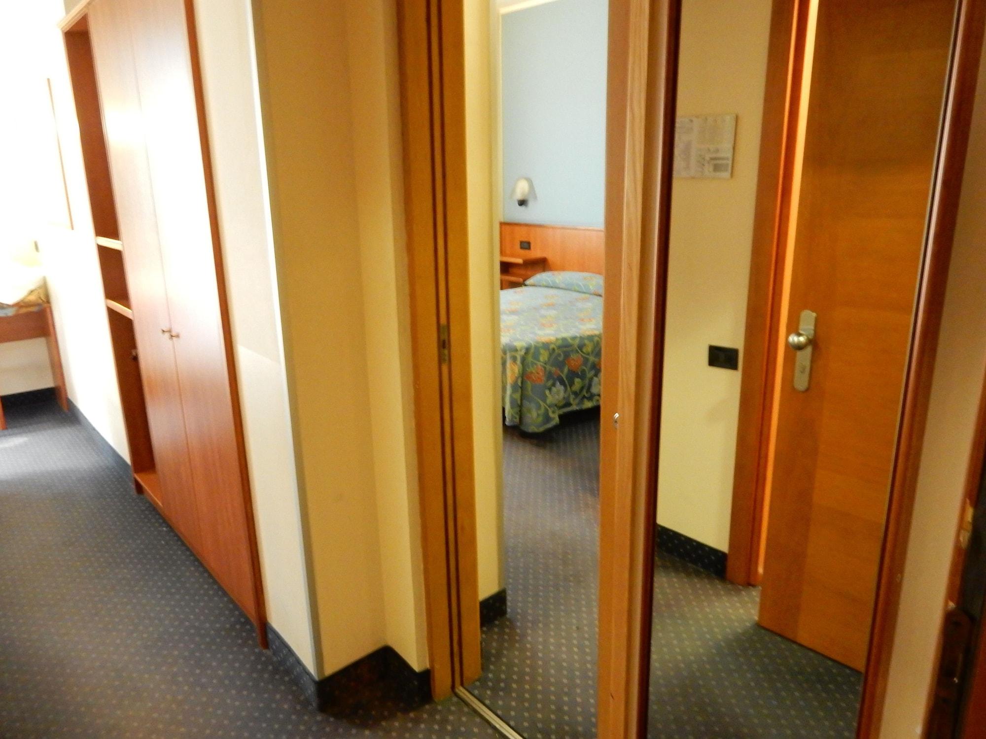 B&B Hotel Torino President Экстерьер фото