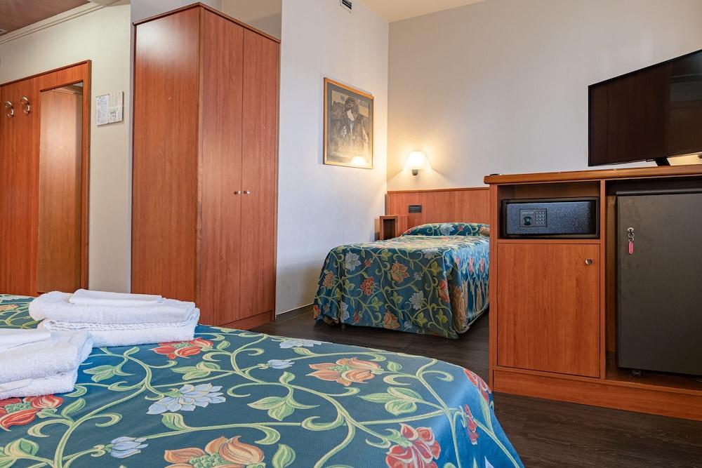 B&B Hotel Torino President Экстерьер фото