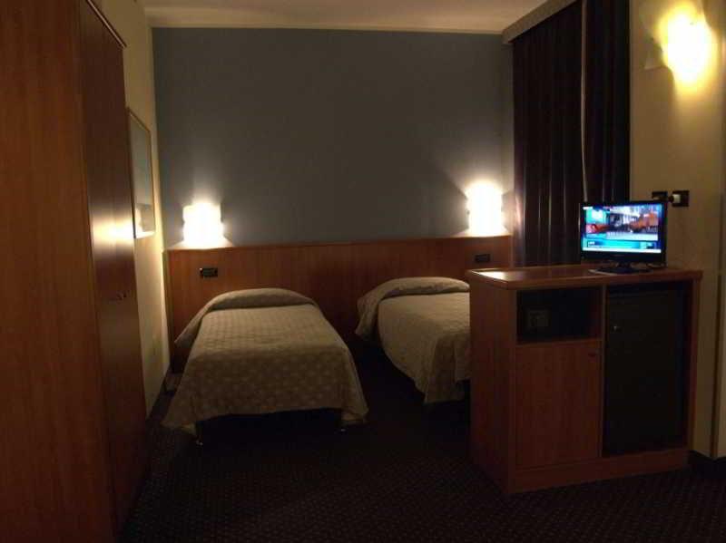 B&B Hotel Torino President Экстерьер фото