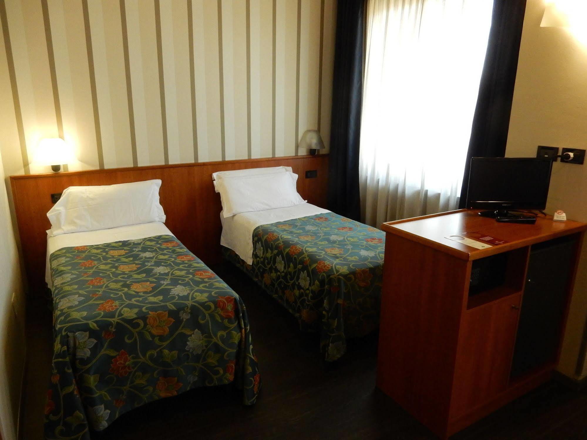 B&B Hotel Torino President Экстерьер фото